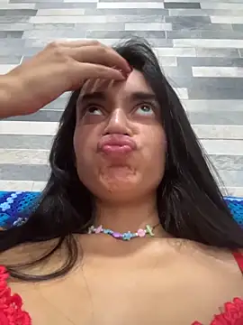 leilani_X webcam