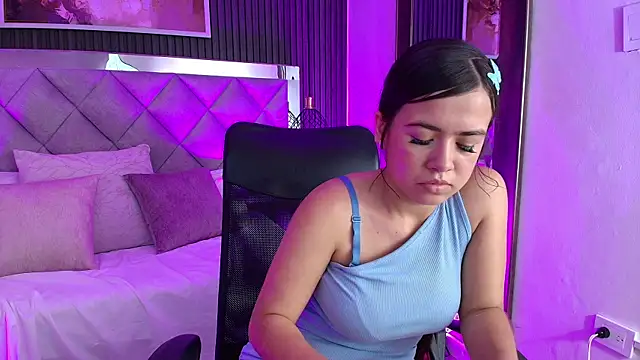 Aitana_Petite