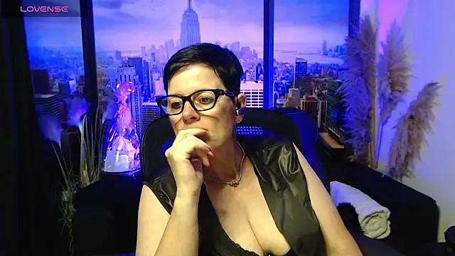 ninarandmann live cam on StripChat