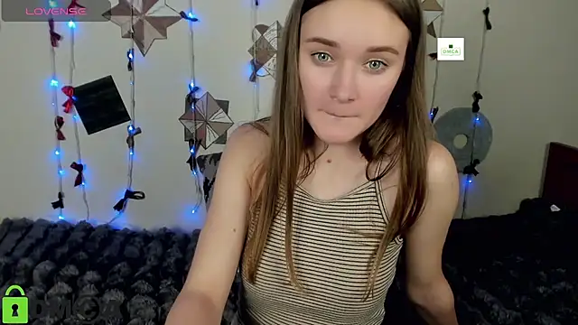 Elina_X live cam on StripChat