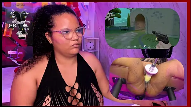 MhiaRey webcam