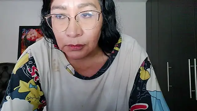 Grace_mature_milf live cam on StripChat