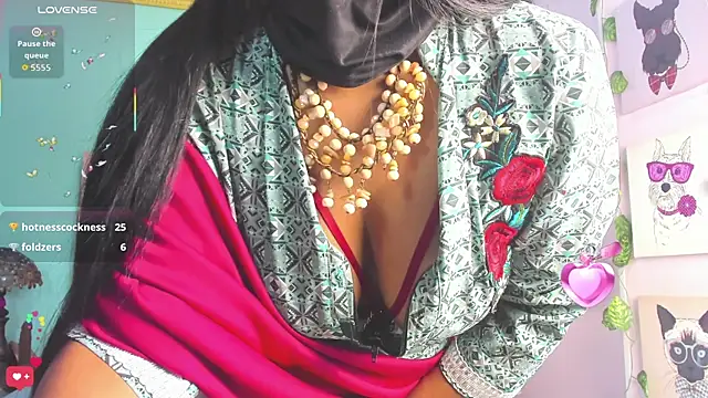 iniya_parul (F milf) - to masturbate until cumming 🥵😈