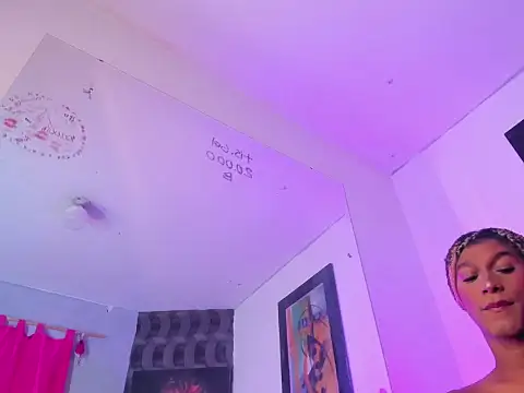 Ciara_HotTs webcam