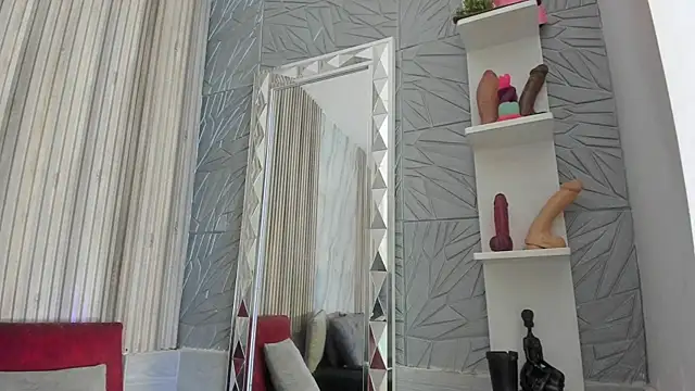 BriannaChelsea webcam