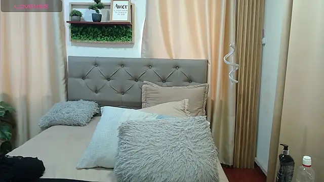 sasi_luna webcam