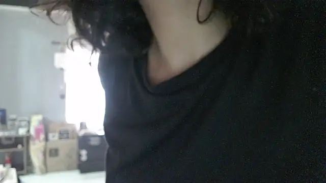 AlinaWoolf_ webcam