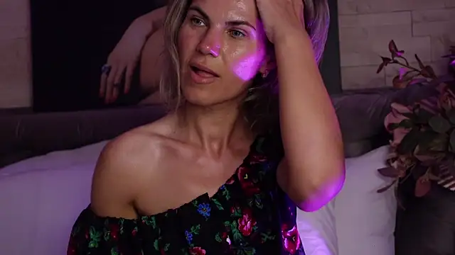FeliciaKrige webcam