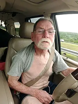 cdforu (M grandpa) - Make me cum