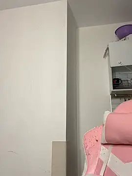Radiants_two live cam on StripChat