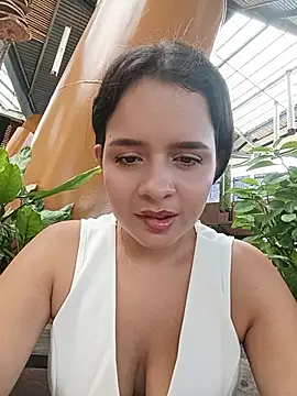 Julieth_hot-69 webcam