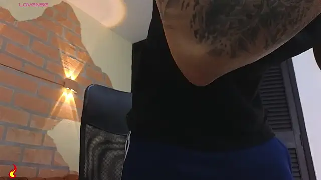 Josh_miller01 live sex cam
