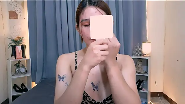 Mimi_Mckinley webcam