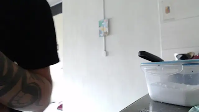 AlinaWoolf_ webcam