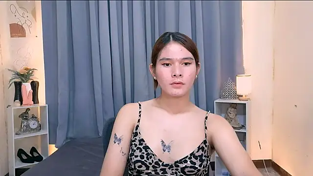 Mimi_Mckinley webcam
