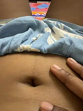 cute_girl_99 webcam