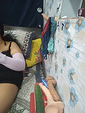 tina8th live cam on StripChat