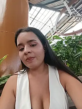 Julieth_hot-69 webcam