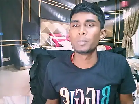 IndianThuggin live cam on StripChat