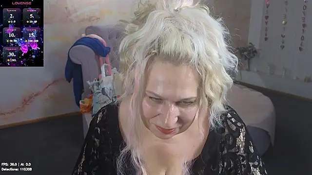 Penelope_Pinky webcam