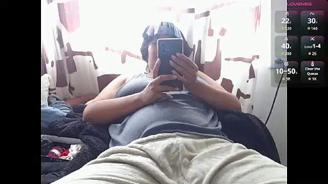 Acelinrose live cam on StripChat