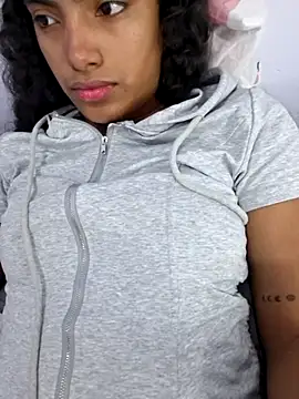 Cataleya_ja live cam on StripChat