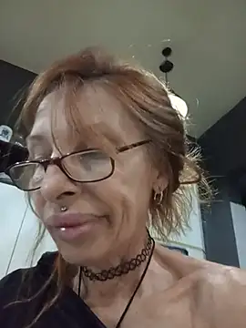 FrozenWaffle live cam on StripChat