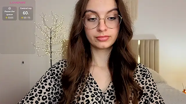 Real_cutie1 live cam on StripChat