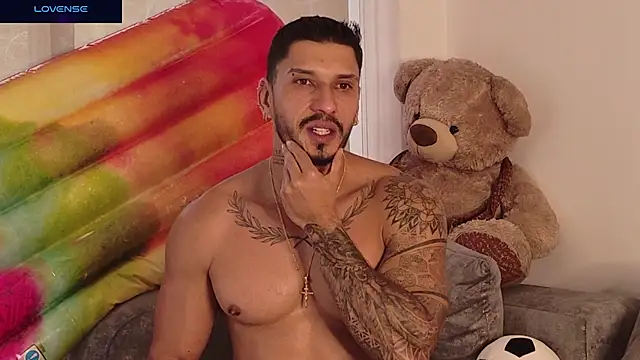 Seth_Vegaa live cam on StripChat