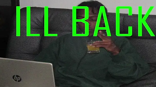 Larry-n-clouds webcam