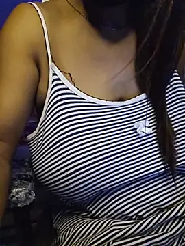 Desi_Maya69 webcam