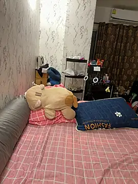 Ponthip webcam