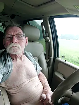cdforu (M grandpa) - Make me cum