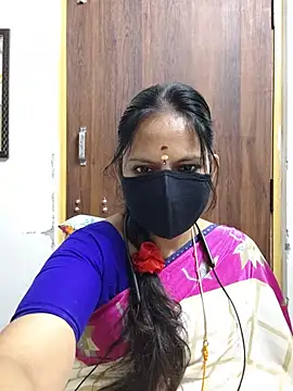 Tamil_white_beauty live cam on StripChat