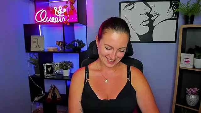 FUN_AMI live cam on StripChat