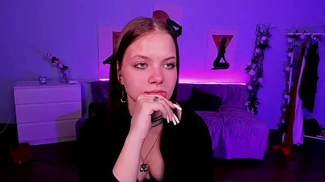 Watch BetsyKiss live on EroticFlix - High definition streams
