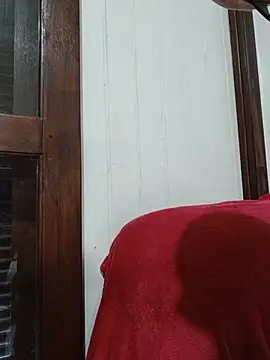 Lupita_sol live cam on StripChat
