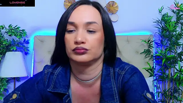 Daliya_ live cam on StripChat