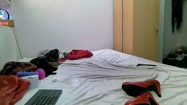 Empress_Lilith webcam