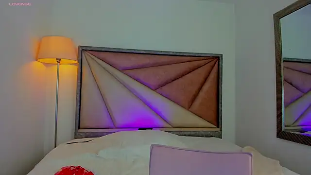 AfroditaVega_ webcam