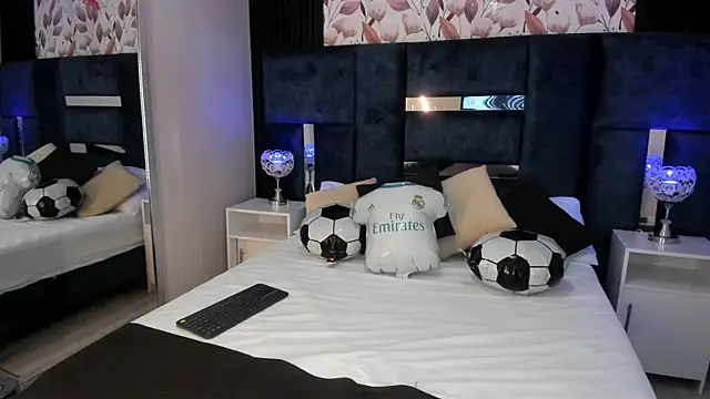 LolaGray__ webcam