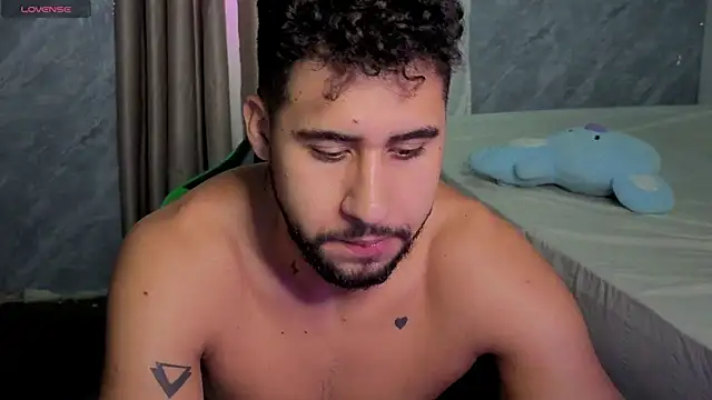 Daiki_Jack live cam on StripChat
