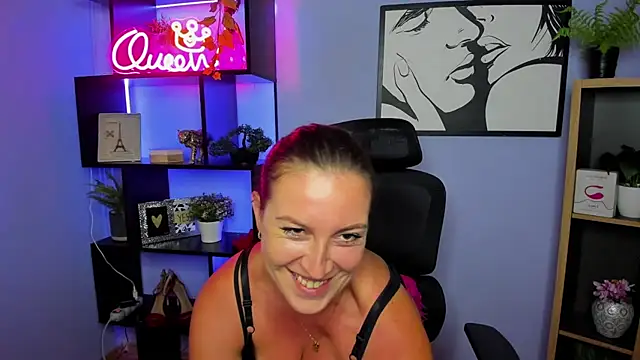FUN_AMI live cam on StripChat