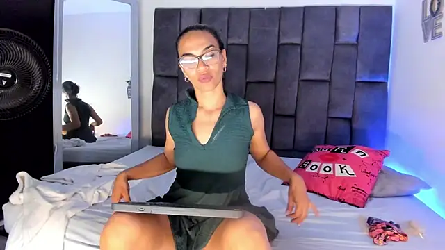 stacyfoxxx webcam