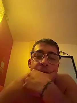 Tommas_Jhonson webcam