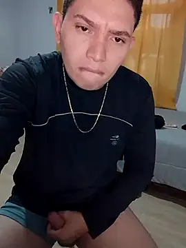 gutsx2225 webcam
