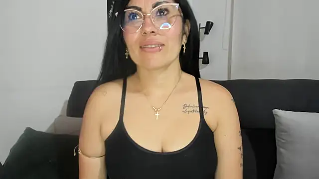 Tania_mature webcam