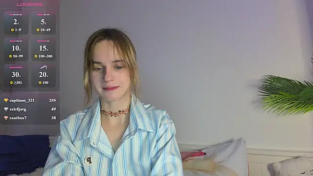 Tessa_Shy_