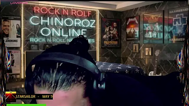 chino_roz live cam on StripChat