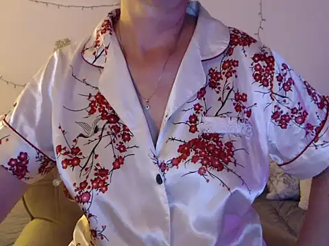 YourfantasyGiuly webcam